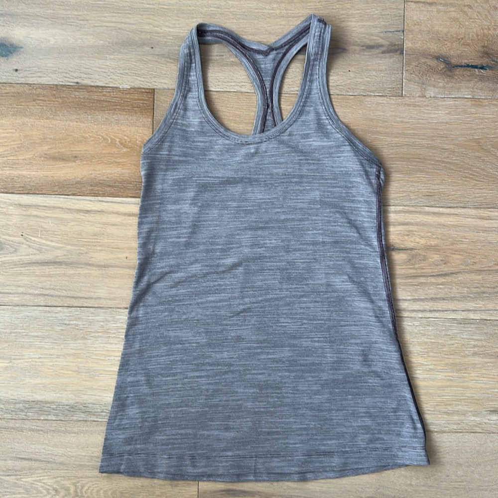 Lululemon tank top